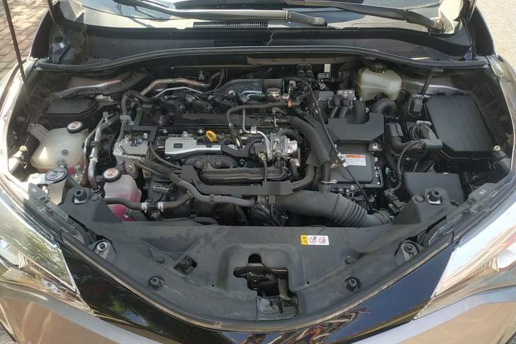 Used Toyota IZOA 2021 Dual-Motor 2.0L Yi Xing Edition Engine Bay
