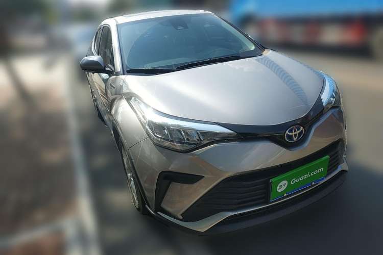 Used Toyota IZOA 2021 Dual-Motor 2.0L Yi Xing Edition Front Right 45 Deg