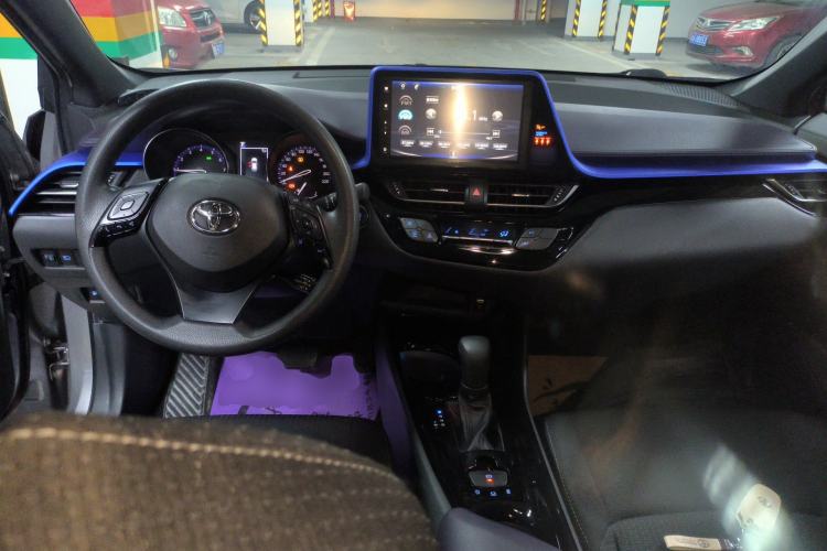 Used Toyota IZOA 2021 2.0L Yichi SPORT Center Console