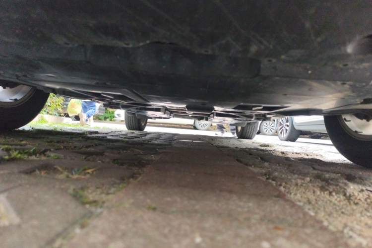 Used Toyota IZOA 2021 2.0L Enjoy Edition Chassis Front