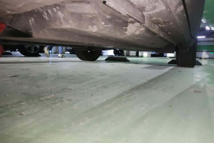 Used Toyota IZOA 2021 2.0L Yichi Version Chassis Front Left