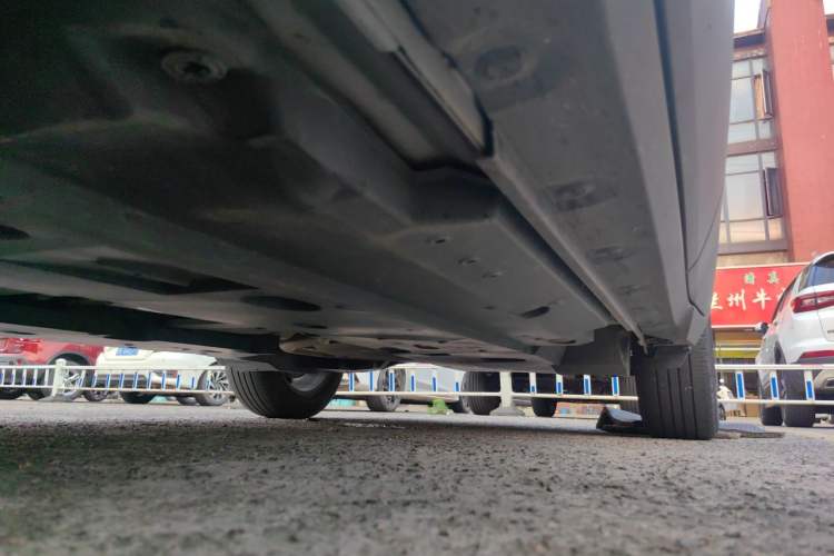 Used Toyota IZOA 2021 2.0L Yichi Version Chassis Front Left