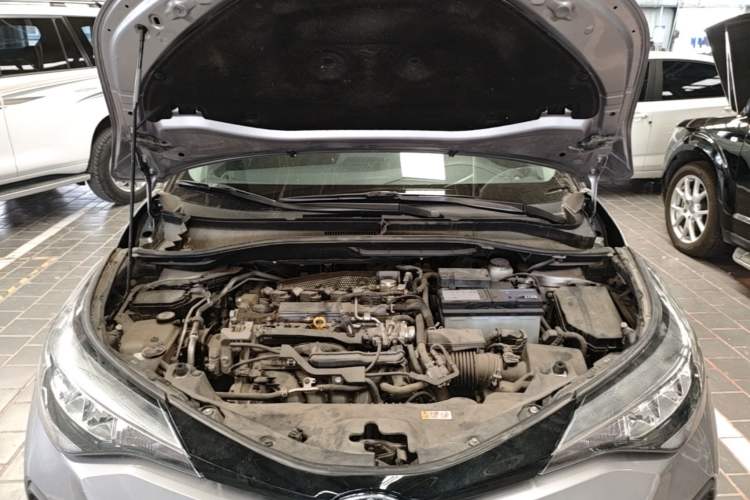 Used Toyota IZOA 2021 2.0L Enjoy Edition Engine Bay