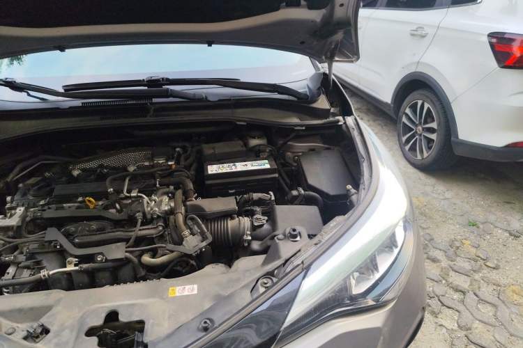 Used Toyota IZOA 2021 2.0L Enjoy Edition Engine Bay Left