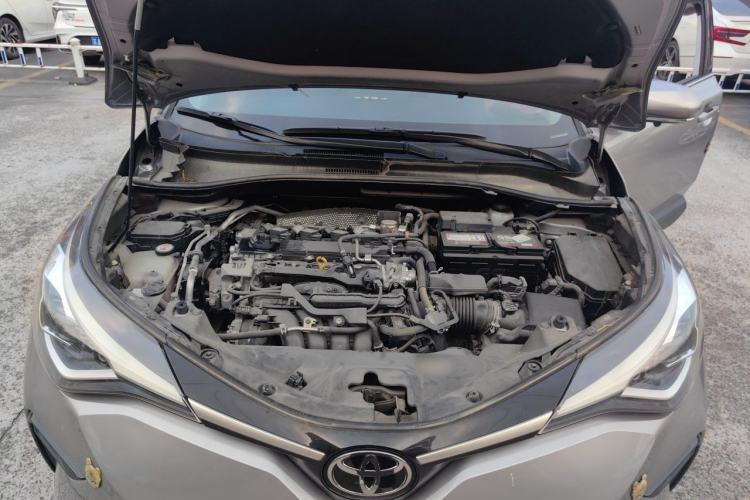 Used Toyota IZOA 2021 2.0L Yichi Version Engine Bay