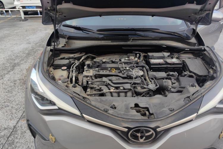 Used Toyota IZOA 2021 2.0L Yichi Version Engine Bay Right
