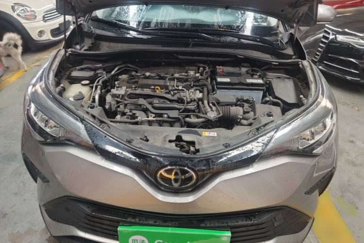 Used Toyota IZOA 2021 2.0L Yixing Version Engine Bay
