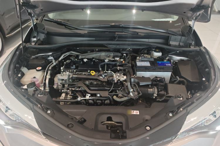 Used Toyota IZOA 2021 2.0L Enjoy Edition Engine Bay