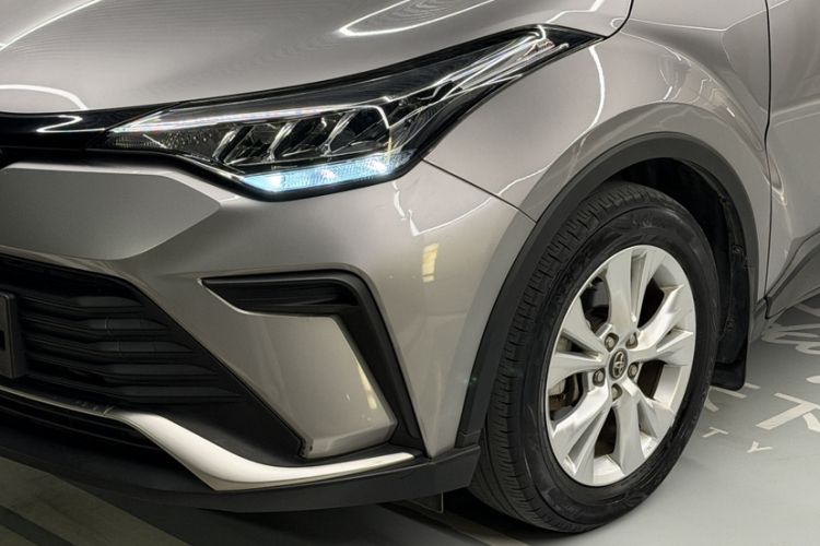 Used Toyota IZOA 2021 2.0L Yixing Version Exterior 1