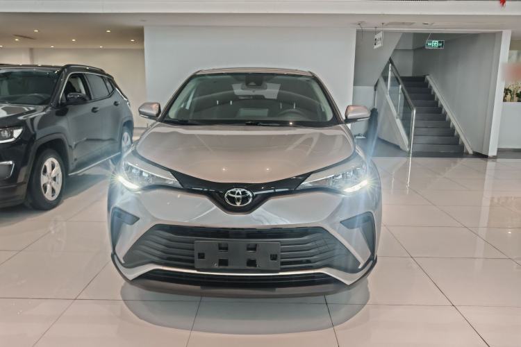 Used Toyota IZOA 2021 2.0L Enjoy Edition Exterior 1