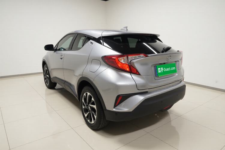 Used Toyota IZOA 2021 2.0L Yichi SPORT Exterior 2