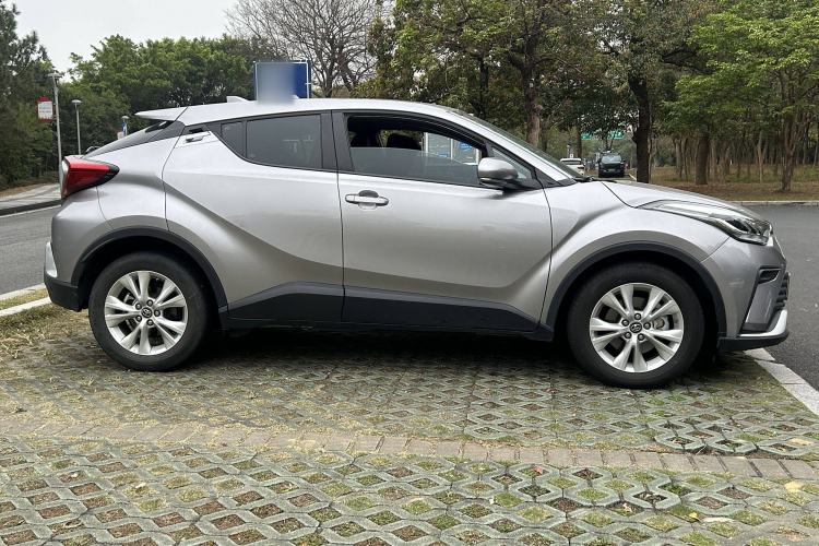 Used Toyota IZOA 2021 2.0L Enjoy Edition Exterior 3