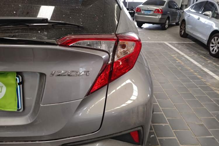 Used Toyota IZOA 2021 2.0L Enjoy Edition Exterior 3