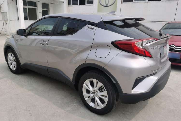Used Toyota IZOA 2021 2.0L Enjoy Edition Exterior 5