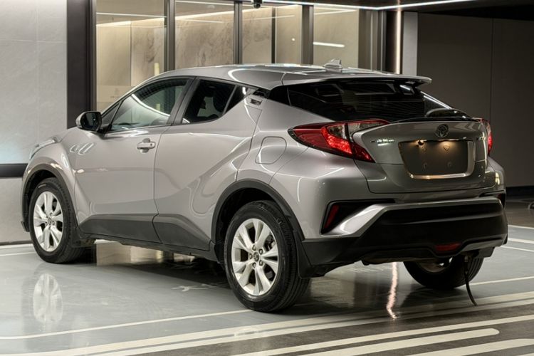 Used Toyota IZOA 2021 2.0L Yixing Version Exterior 7