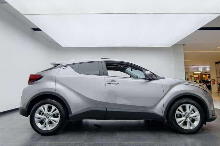 Used Toyota IZOA 2021 2.0L Enjoy Edition Exterior 7