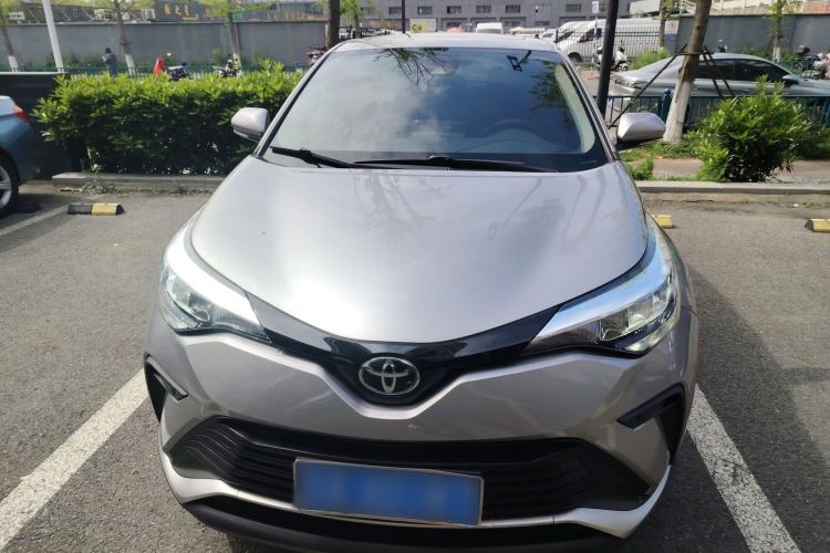 Used Toyota IZOA 2021 2.0L Yixing Version Front
