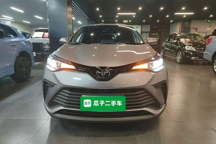 Used Toyota IZOA 2021 2.0L Enjoy Edition Front