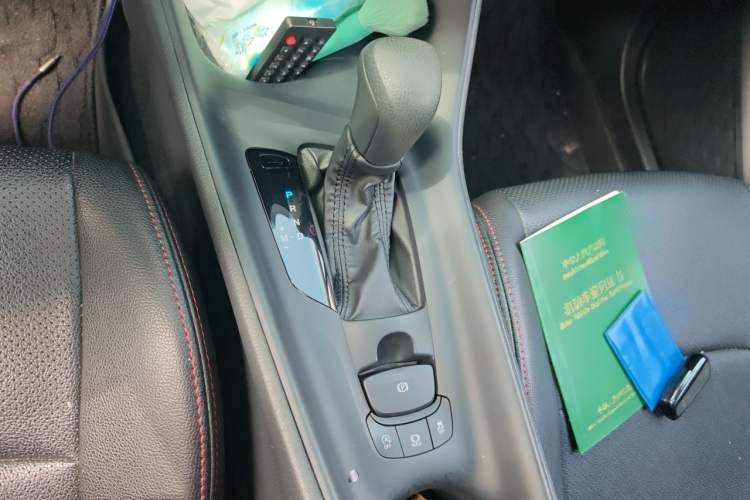 Used Toyota IZOA 2021 2.0L Enjoy Edition Gear Lever