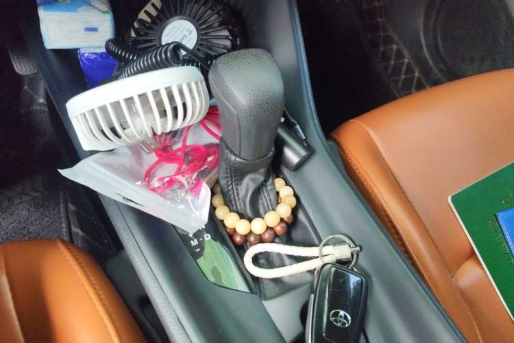Used Toyota IZOA 2021 2.0L Enjoy Edition Gear Lever
