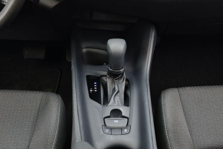 Used Toyota IZOA 2021 2.0L Enjoy Edition Gear Lever