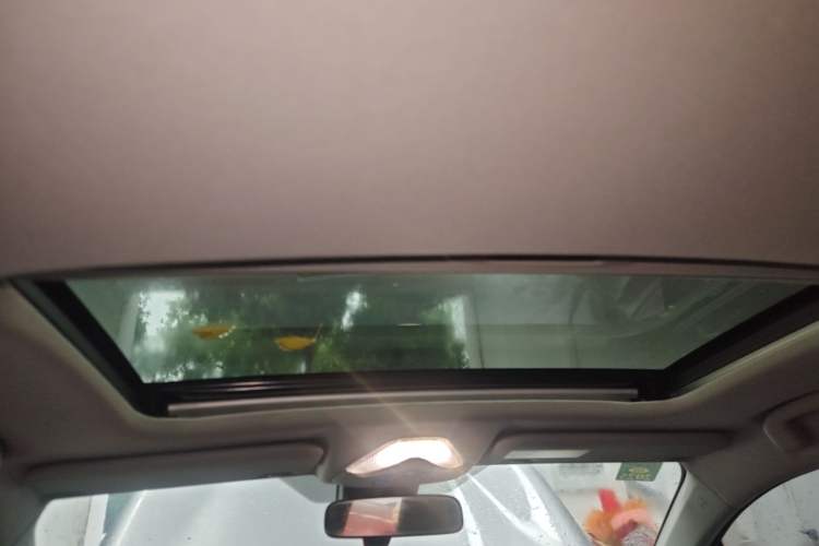 Used Toyota IZOA 2021 2.0L Yixing Version Headliner