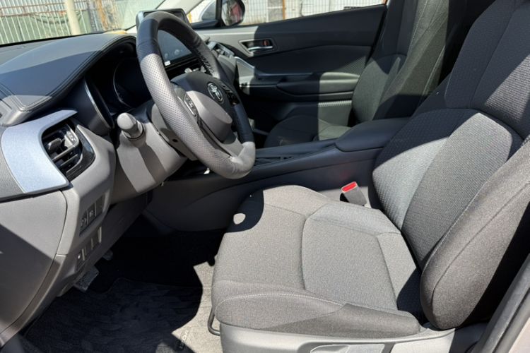 Used Toyota IZOA 2021 2.0L Enjoy Edition Interior 1