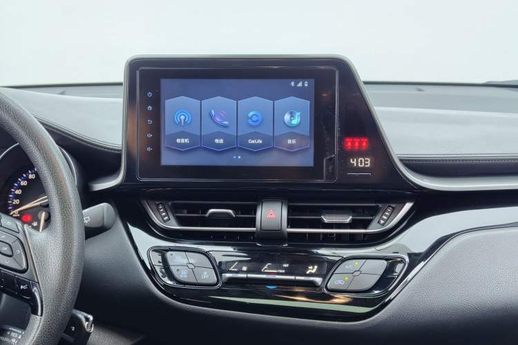 Used Toyota IZOA 2021 2.0L Enjoy Edition Interior 10