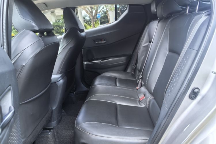 Used Toyota IZOA 2021 2.0L Enjoy Edition Interior 5