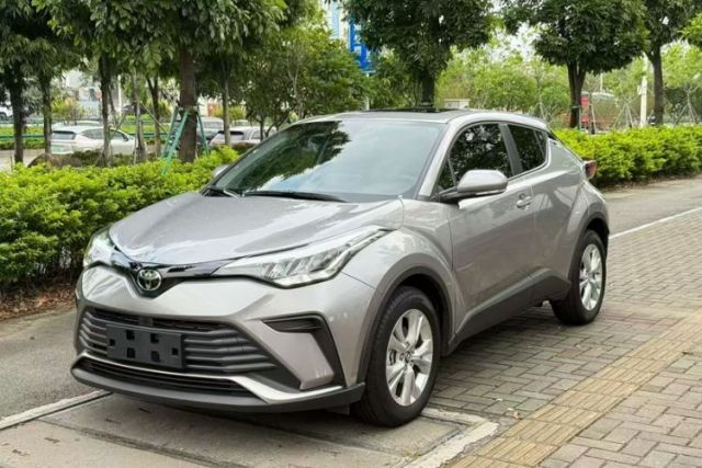Used Toyota IZOA 2021 2.0L Yixing Version