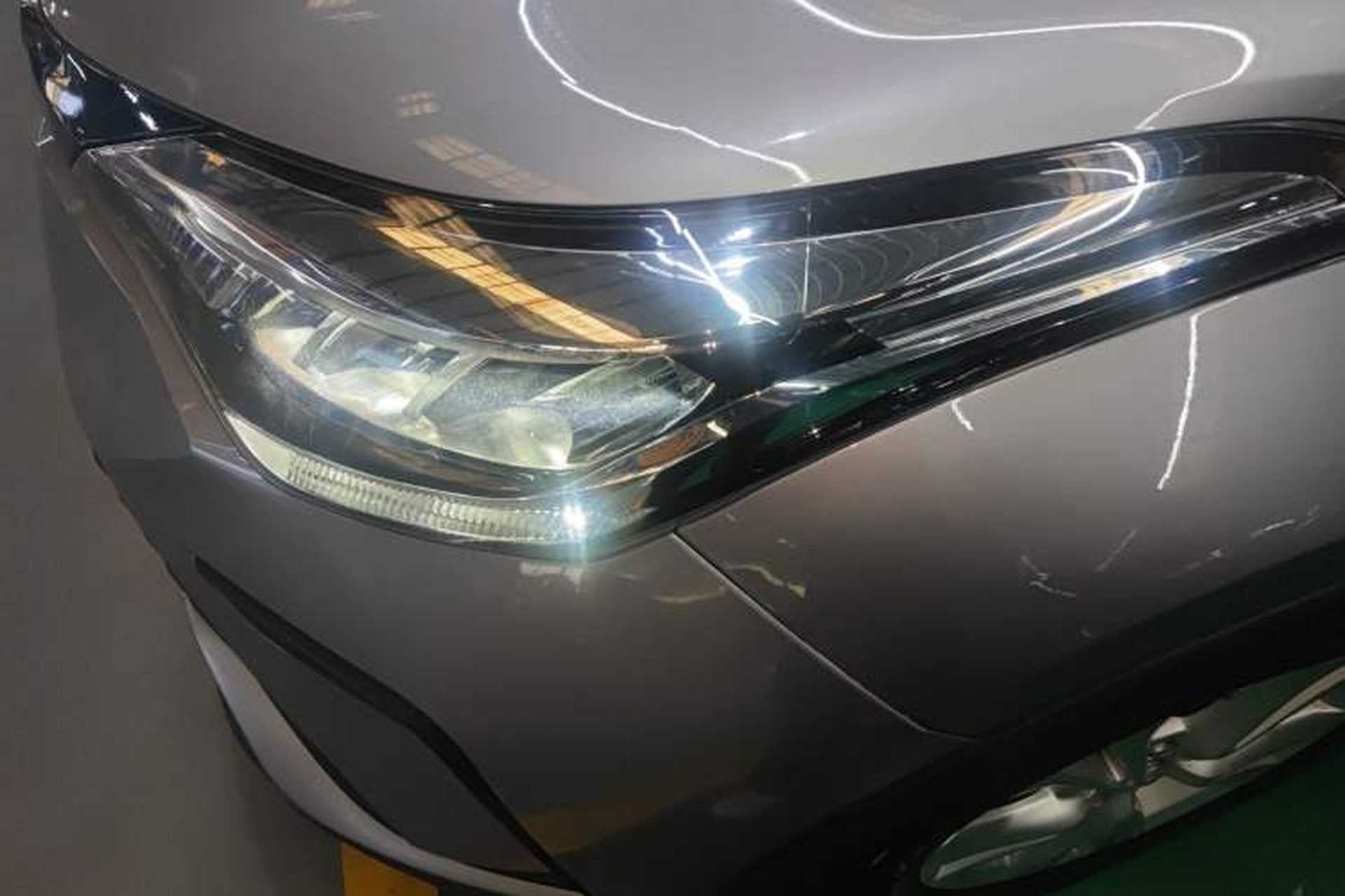 Used Toyota IZOA 2021 2.0L Yixing Version Left Front Headlight