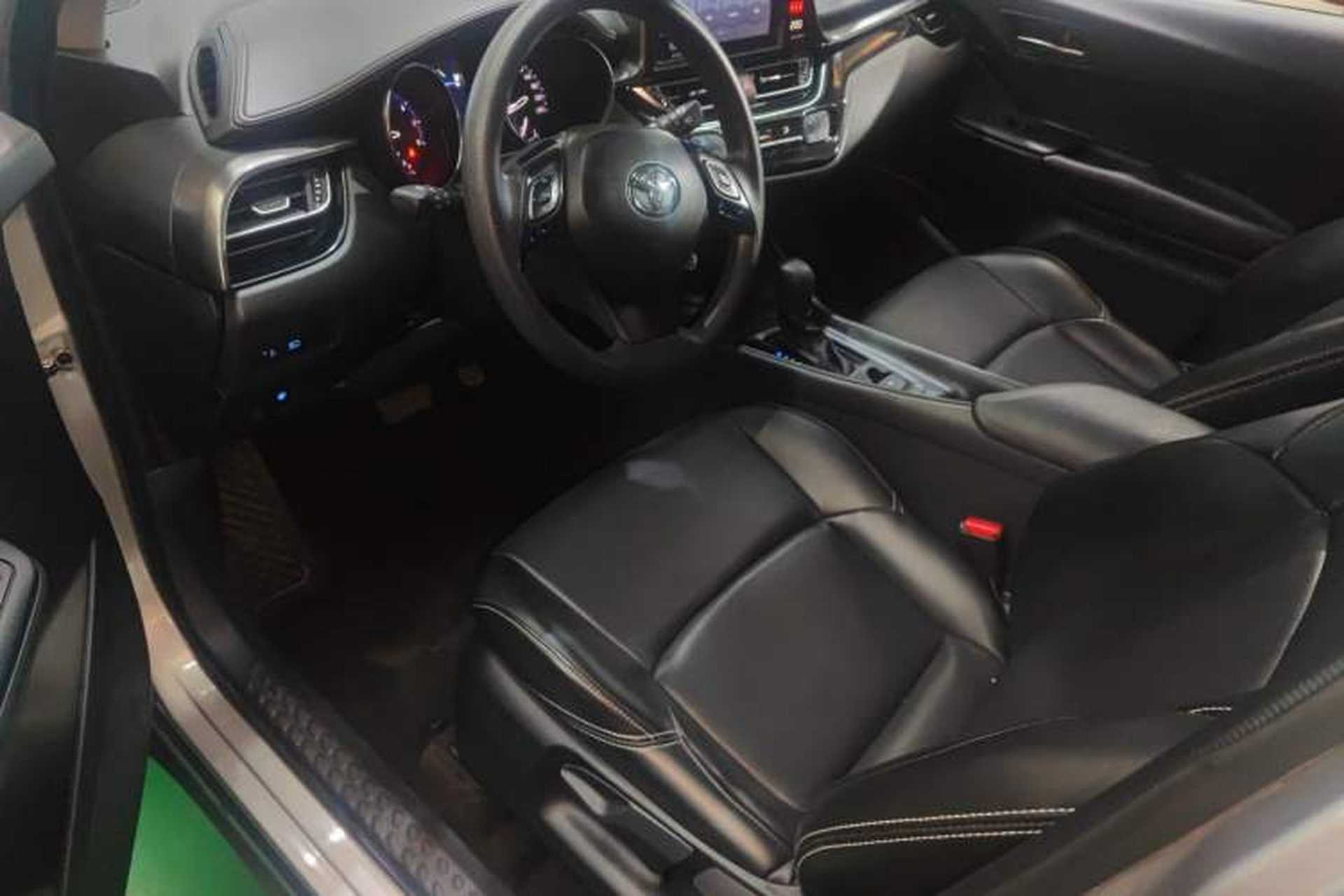 Used Toyota IZOA 2021 2.0L Yixing Version Left Front Seat