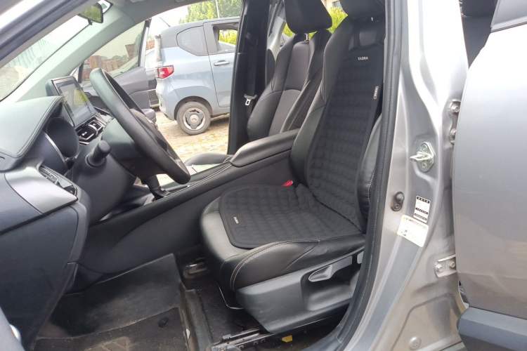 Used Toyota IZOA 2021 2.0L Yidong Edition Left Front Seat
