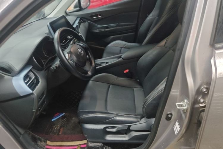 Used Toyota IZOA 2021 2.0L Yixing Version Left Front Seat