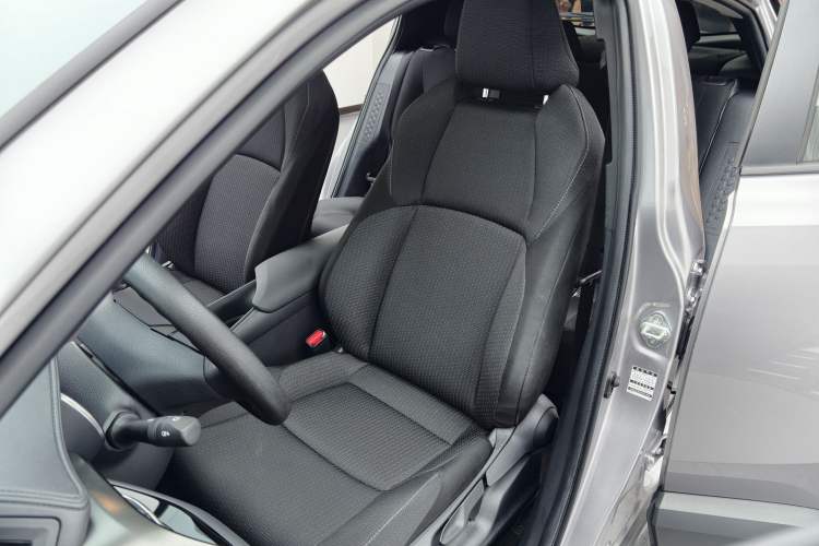 Used Toyota IZOA 2021 2.0L Enjoy Edition Left Front Seat