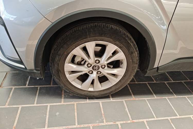 Used Toyota IZOA 2021 2.0L Enjoy Edition Left Front Wheel Hub