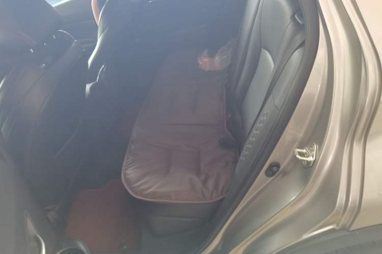 Used Toyota IZOA 2021 2.0L Enjoy Edition Left Rear Seat