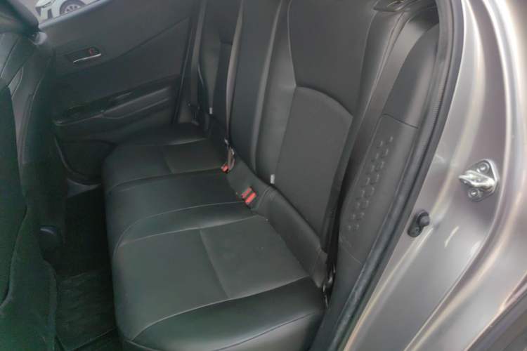 Used Toyota IZOA 2021 2.0L Yichi Version Left Rear Seat