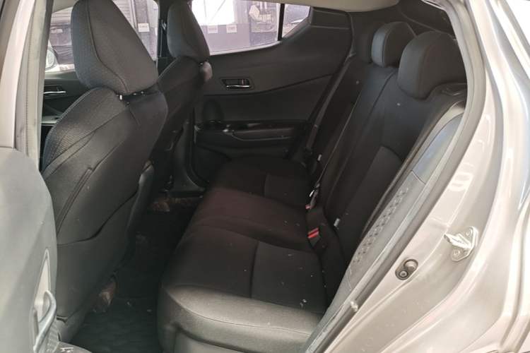 Used Toyota IZOA 2021 2.0L Enjoy Edition Left Rear Seat