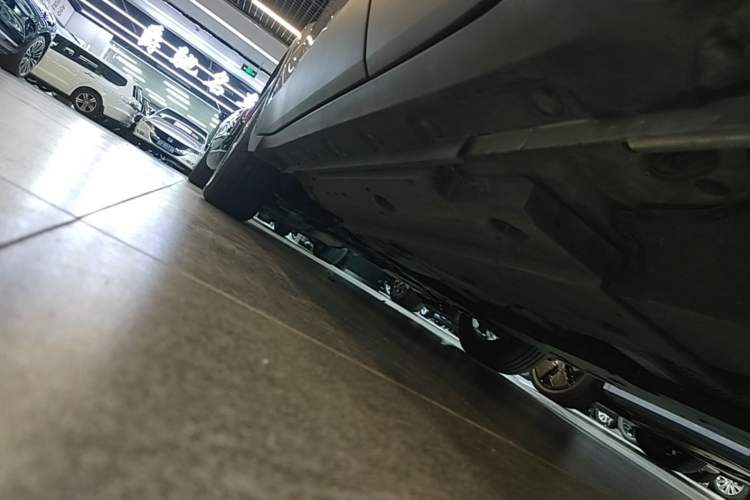 Used Toyota IZOA 2021 2.0L Enjoy Edition Left Side Sill