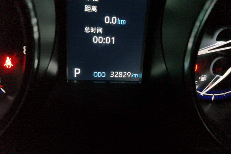 Used Toyota IZOA 2021 2.0L Enjoy Edition Odometer Close Up