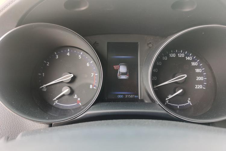 Used Toyota IZOA 2021 2.0L Enjoy Edition Odometer Close Up
