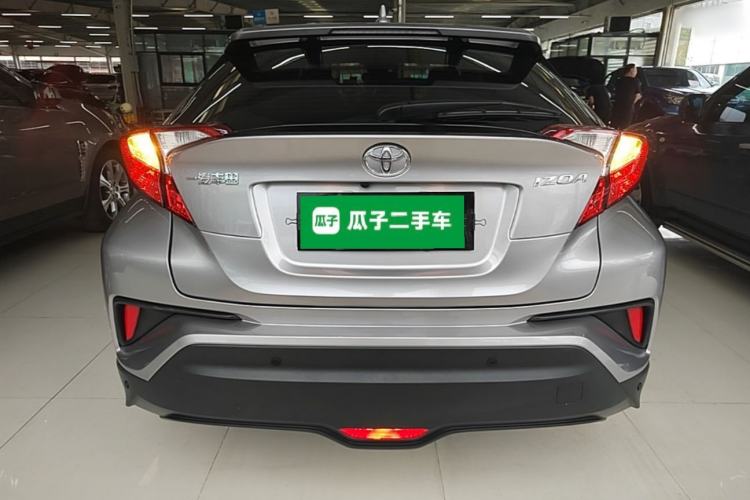 Used Toyota IZOA 2021 2.0L Yixing Version Rear