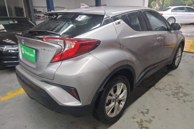 Used Toyota IZOA 2021 2.0L Yixing Version Rear Right 45 Deg