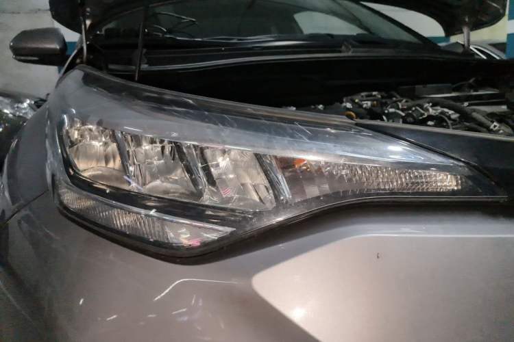 Used Toyota IZOA 2021 2.0L Enjoy Edition Right Front Headlight