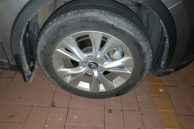 Used Toyota IZOA 2021 2.0L Enjoy Edition Right Front Wheel Hub