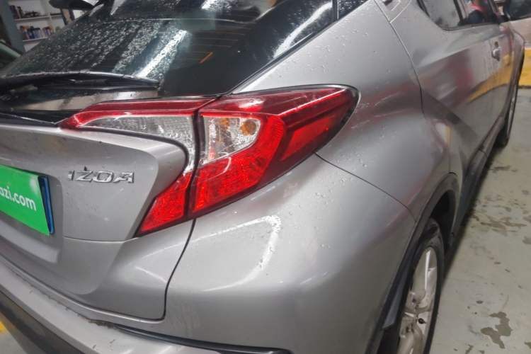 Used Toyota IZOA 2021 2.0L Yixing Version Right Rear Taillight