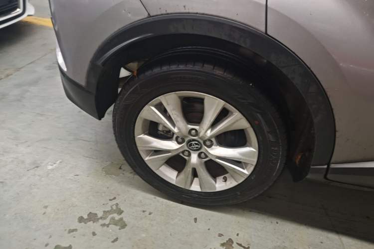 Used Toyota IZOA 2021 2.0L Yixing Version Right Rear Wheel Hub