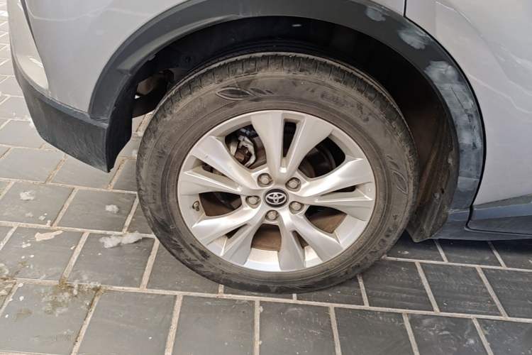 Used Toyota IZOA 2021 2.0L Enjoy Edition Right Rear Wheel Hub
