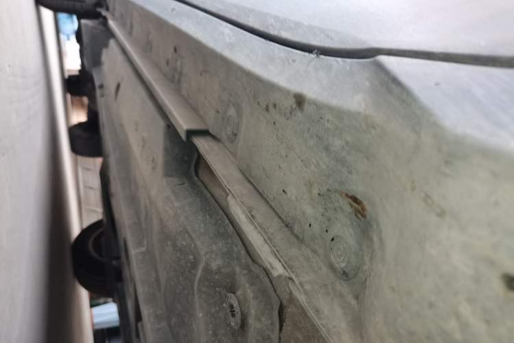 Used Toyota IZOA 2021 2.0L Enjoy Edition Right Side Sill
